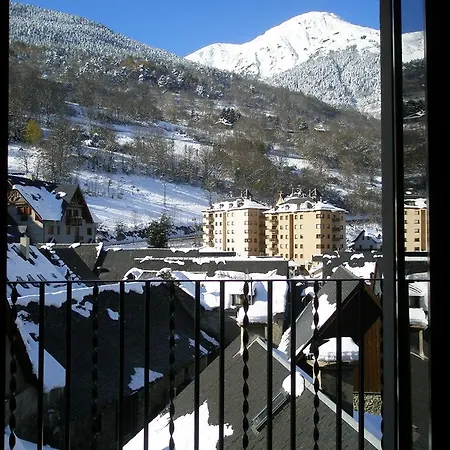 Riu Nere Mountain Hotell Vielha